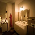 Rustic Refuge Glamping With Hot-tub And Sauna - Two Bedroom With Terrace Zrece