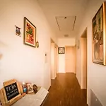 Rustic Refuge Glamping With Hot-tub And Sauna - Two Bedroom With Terrace Apartma