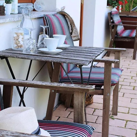 Rustic Refuge Glamping With Hot-tub And Sauna - Two Bedroom With Terrace *